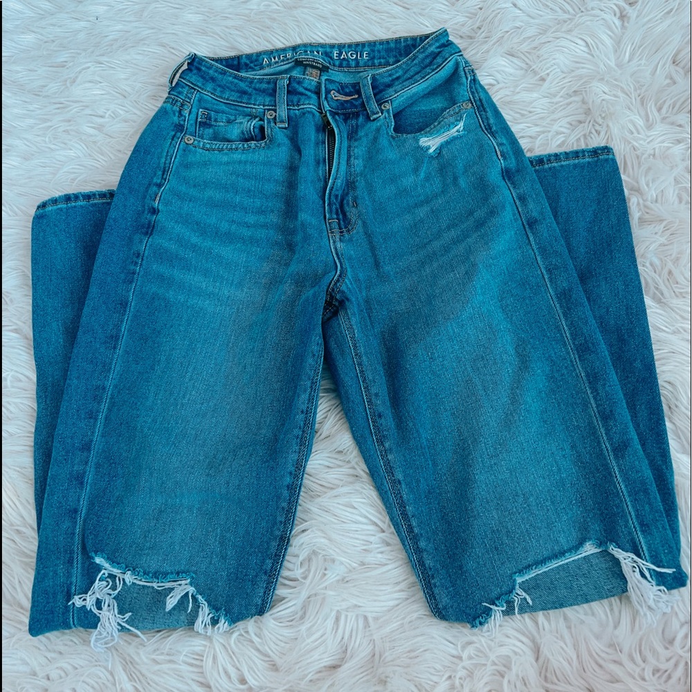 American Eagle Mom Jeans
